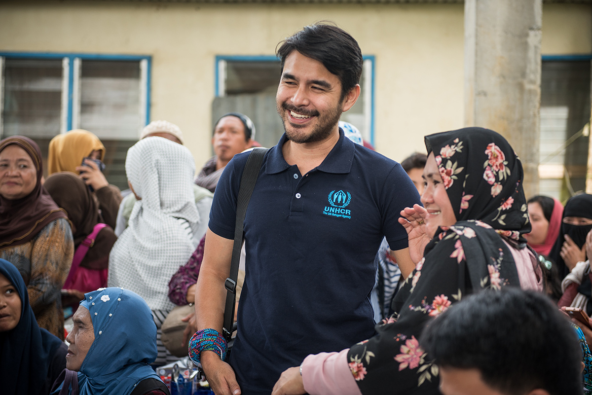 Atom Araullo on mission in the Philippines