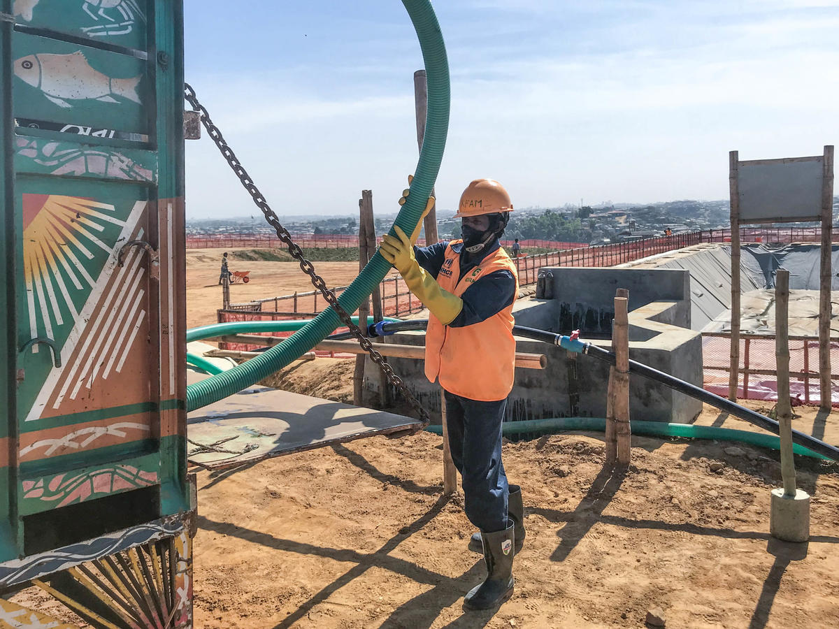 Bangladesh. Biggest-ever waste treatment plant in a refugee camp in Bangladesh is 'step forward' for safer water waste disposal in emergencies
