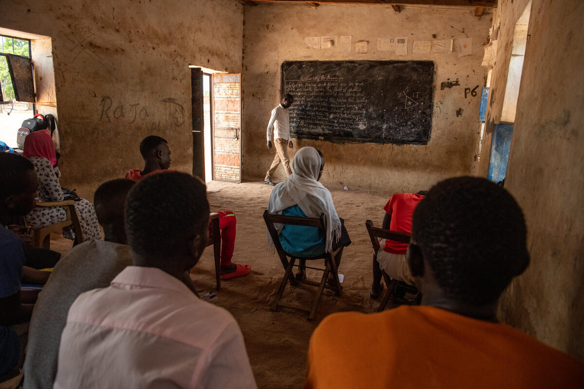 South Sudan. UNHCR helps refugee returnees access civil documents