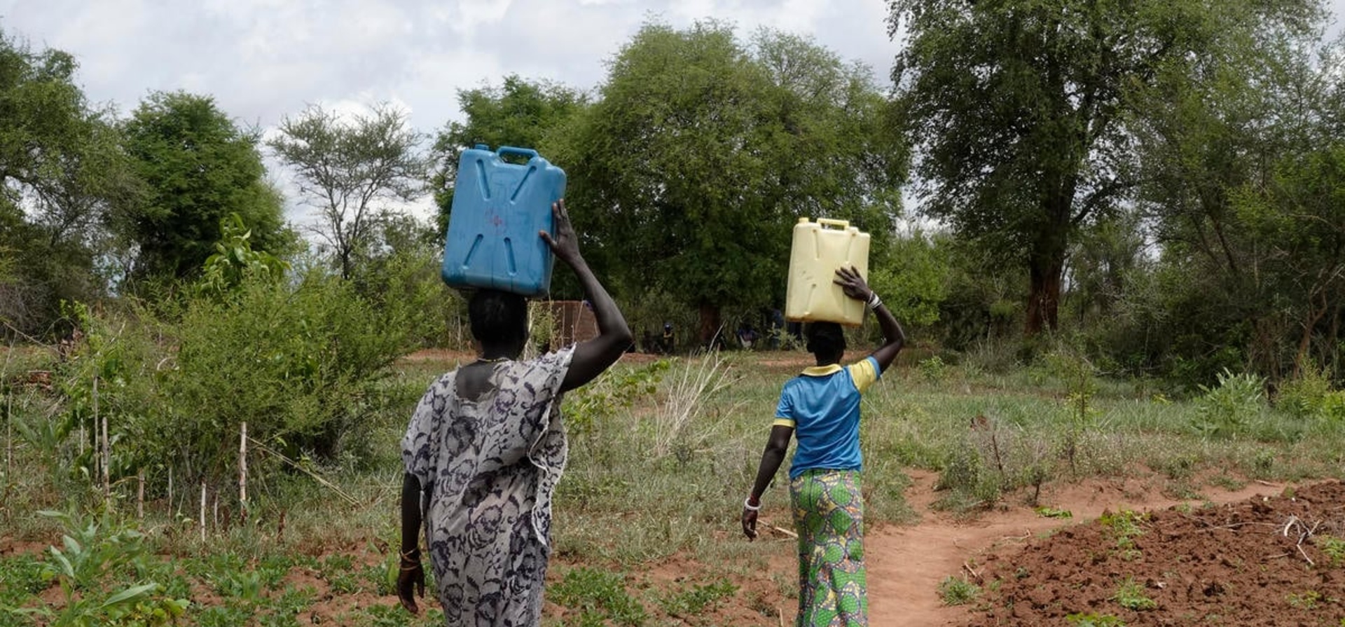 Uganda. Solar power delivers clean water to South Sudanese refugees' doorstep
