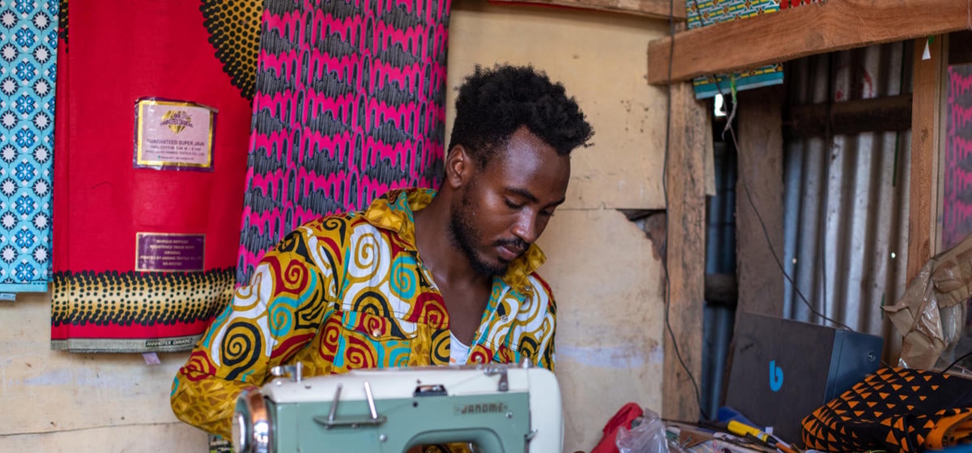 Kenya. Refugee tailors supply face masks in fight against COVID-19