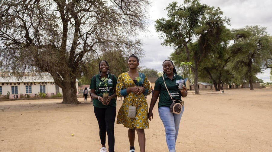 Zimbabawe. Young refugee activists for climate and environment plant trees in Tongogara