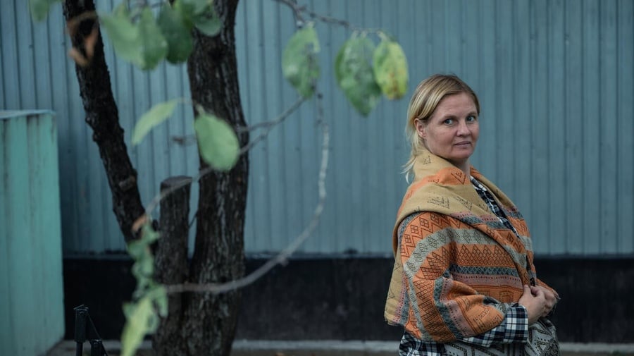 Kazakhstan. UNHCR partner helps mother to break cycle of statelessness