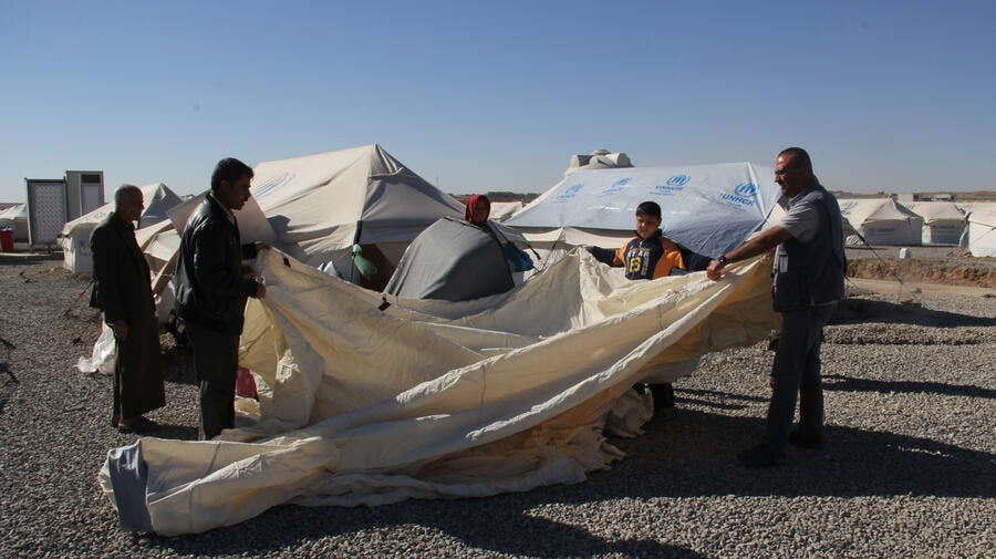 UNHCR opens new camps for Mosul displaced as winter bites