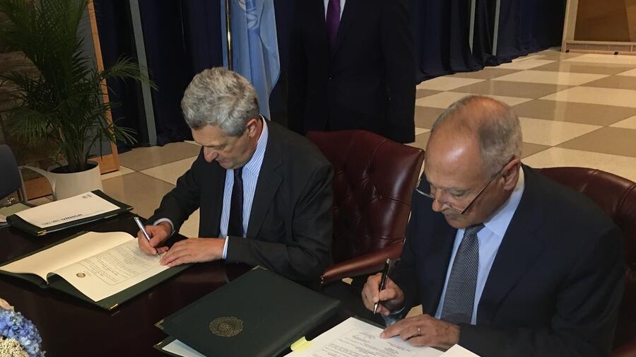 USA. UNHCR and League of Arab States sign agreement to address refugee challenges in the Arab region