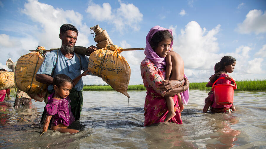 Bangladesh. Thousands of new Rohingya refugee arrivals cross the border