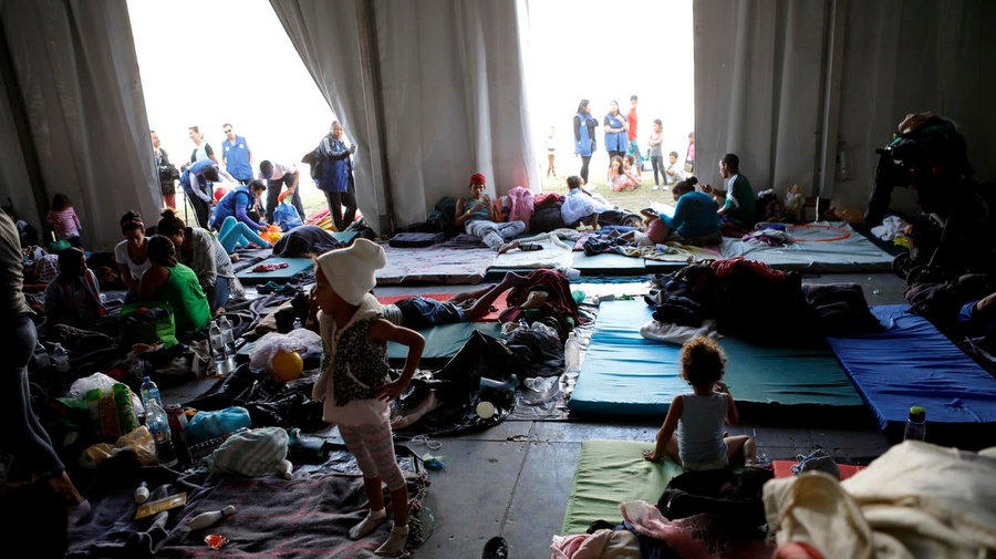 Mexico.  Asylum seekers make it to Mexico City.