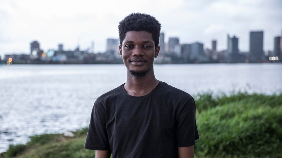 Côte d'Ivoire. Ivorian graphic designer produces emoji for World Refugee Day