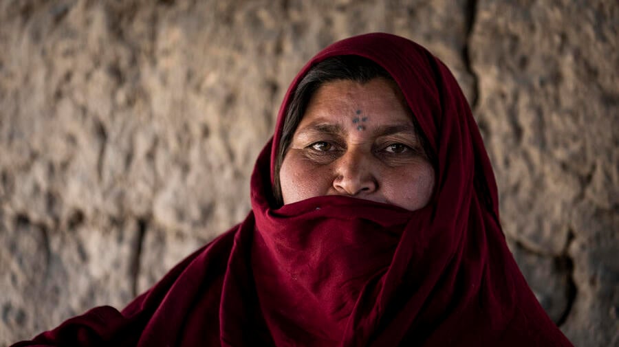 Afghanistan. Weaving kilim rugs in Haji Munjai township